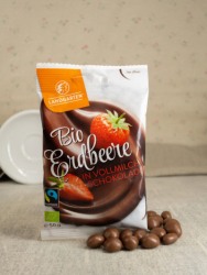 % Bio Erdbeere in Vollmilch-Schokolade bio